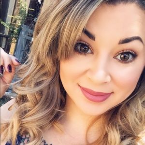 Meet your Posher, Kimberly